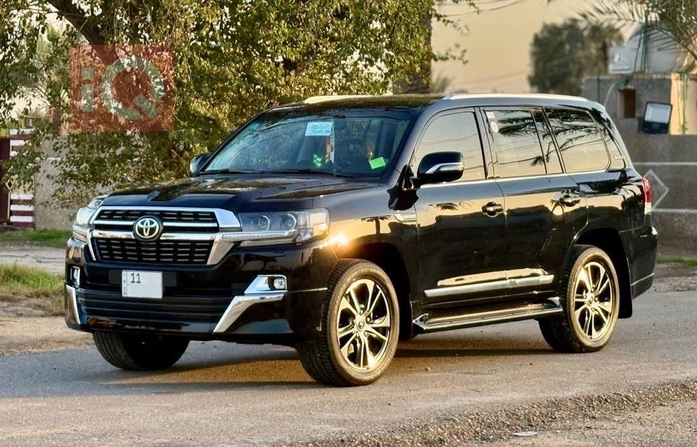 تويوتا لاندكروزر